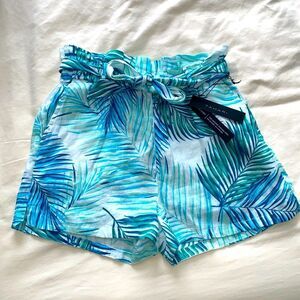 Tahari Palm Shorts